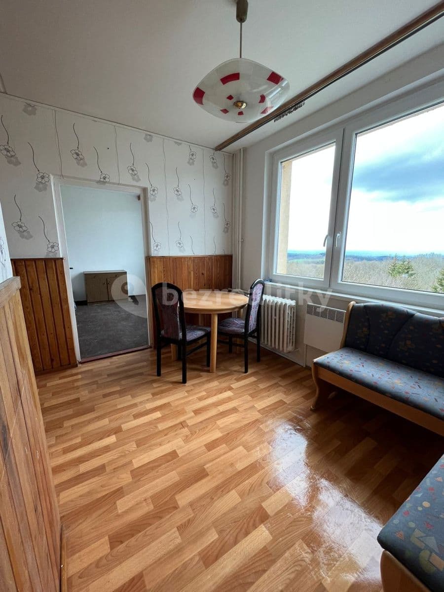 Predaj bytu 4-izbový 87 m², Rovná, Karlovarský kraj