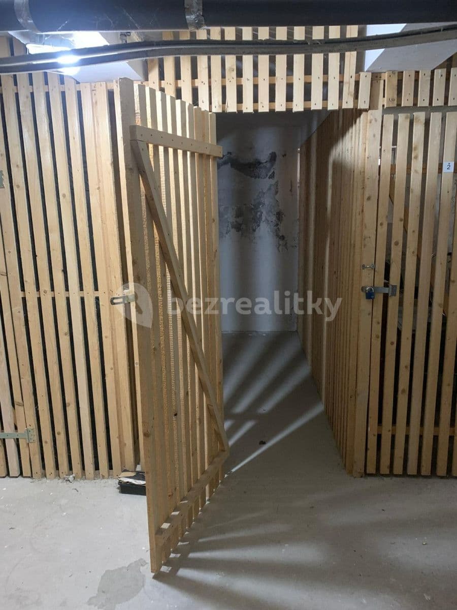 Prenájom bytu 2-izbový 41 m², Svojsíkova, Praha, Praha Prenájom bytu 2-izbový 41 m², Svojsíkova, Praha, Praha