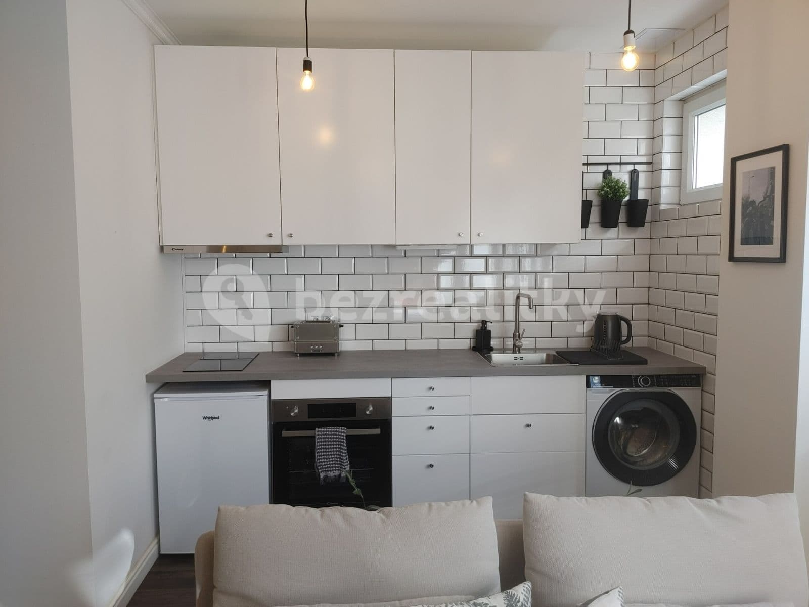 Prenájom bytu 2-izbový 41 m², Svojsíkova, Praha, Praha Prenájom bytu 2-izbový 41 m², Svojsíkova, Praha, Praha