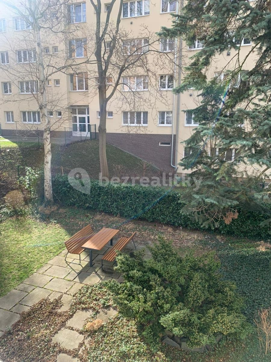 Prenájom bytu 2-izbový 41 m², Svojsíkova, Praha, Praha Prenájom bytu 2-izbový 41 m², Svojsíkova, Praha, Praha