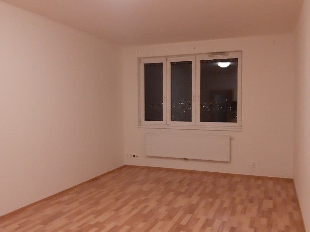 Prenájom bytu 1-izbový 33 m², Freyova, Praha, Praha Prenájom bytu 1-izbový 33 m², Freyova, Praha, Praha