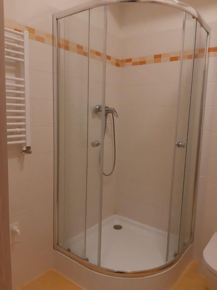 Prenájom bytu 1-izbový 33 m², Freyova, Praha, Praha Prenájom bytu 1-izbový 33 m², Freyova, Praha, Praha