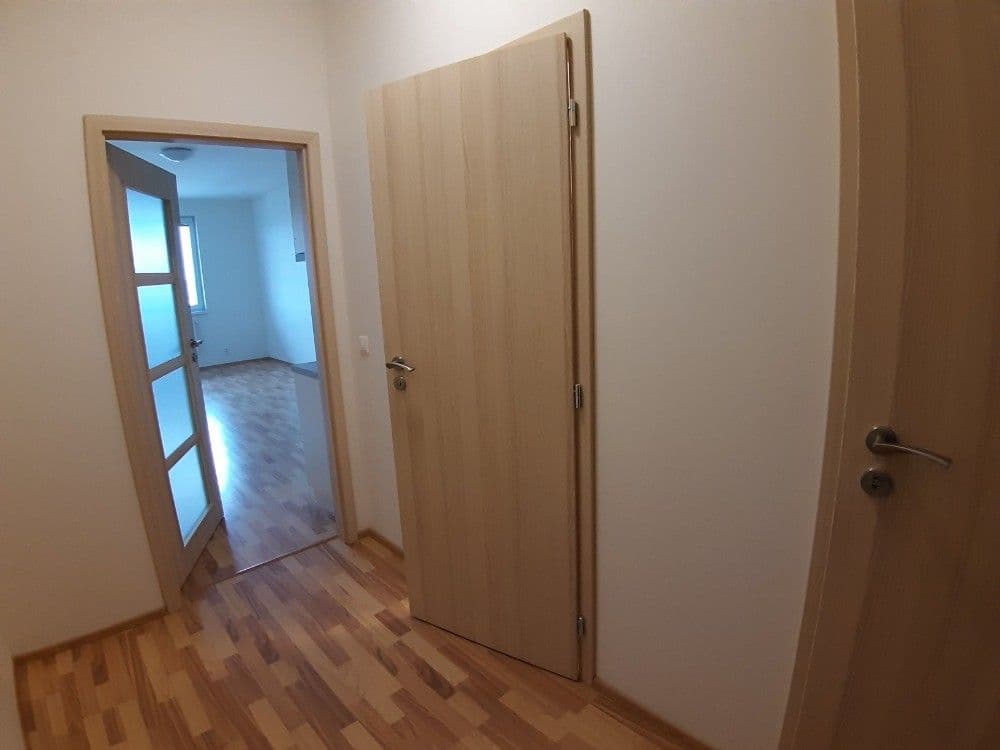 Prenájom bytu 1-izbový 33 m², Freyova, Praha, Praha Prenájom bytu 1-izbový 33 m², Freyova, Praha, Praha
