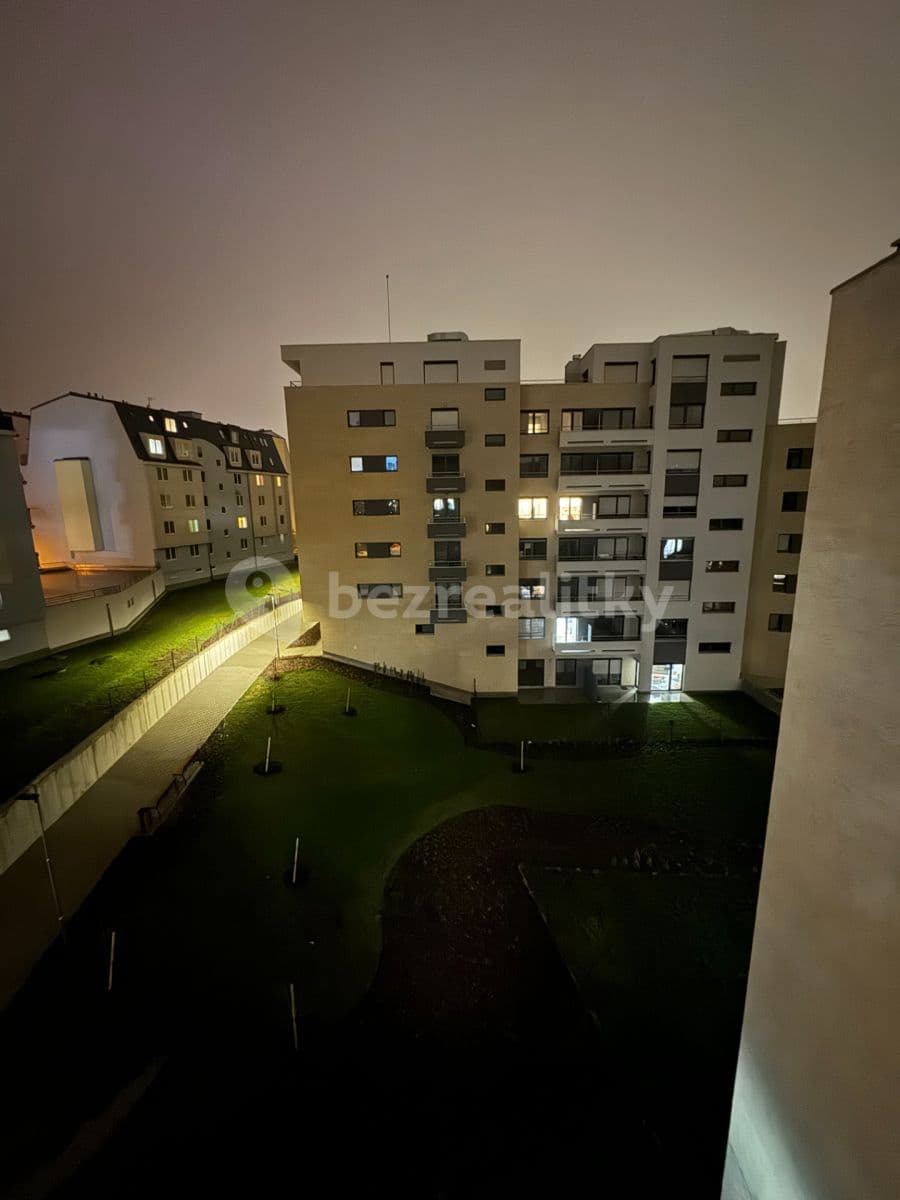 Prenájom bytu 1-izbový 30 m², Šternovská, Praha, Praha Prenájom bytu 1-izbový 30 m², Šternovská, Praha, Praha