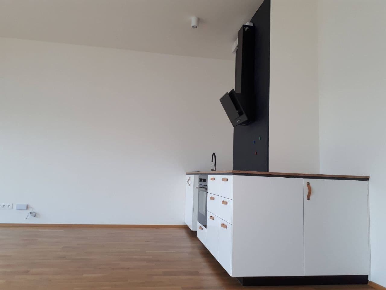 Prenájom bytu 1-izbový 52 m², Breitfeldova, Praha, Praha Prenájom bytu 1-izbový 52 m², Breitfeldova, Praha, Praha
