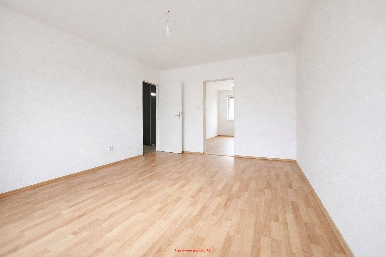 Prenájom bytu 4-izbový 80 m², U Stromovky, Havířov, Moravskoslezský kraj Prenájom bytu 4-izbový 80 m², U Stromovky, Havířov, Moravskoslezský kraj