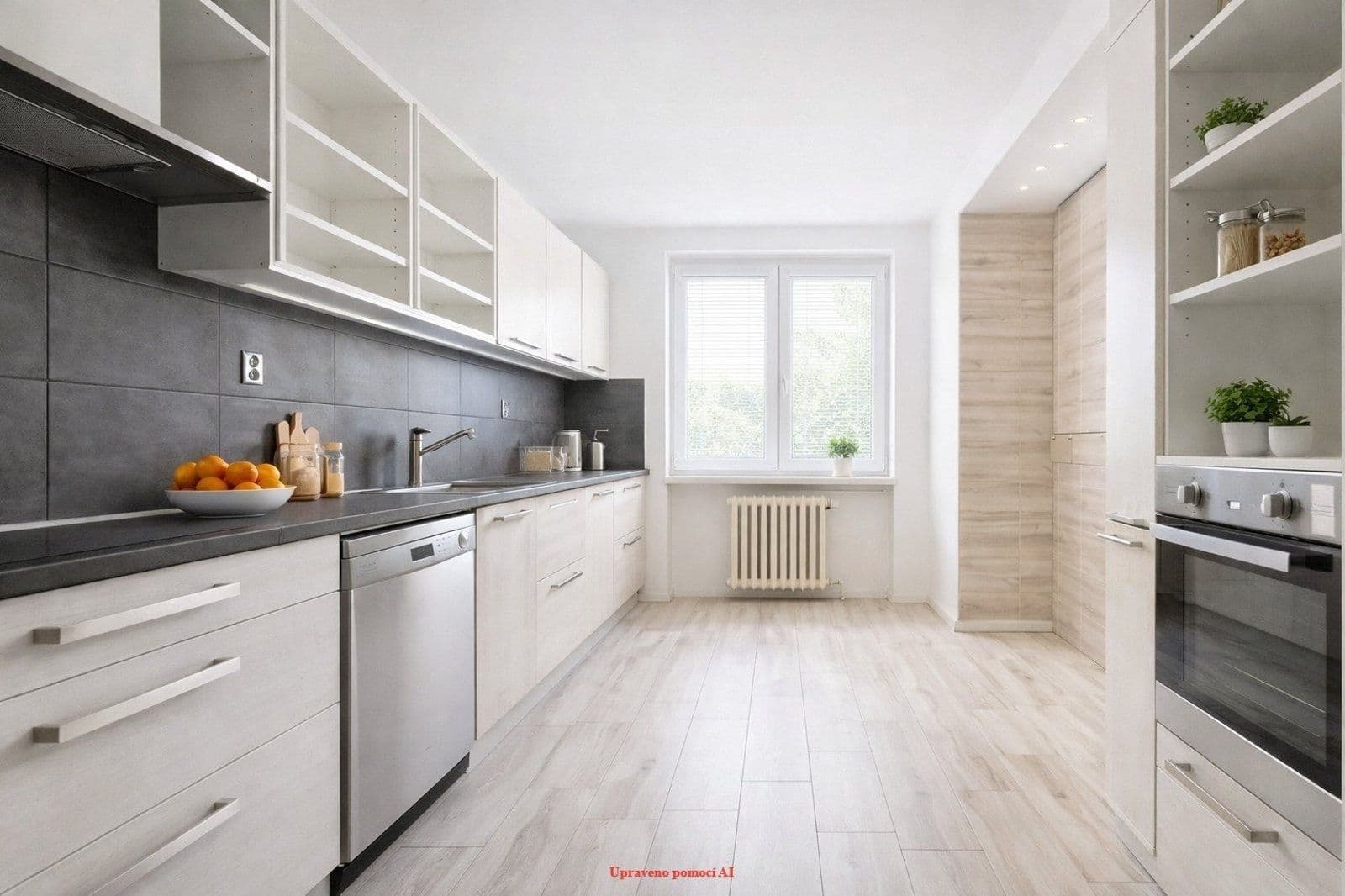Prenájom bytu 4-izbový 80 m², U Stromovky, Havířov, Moravskoslezský kraj Prenájom bytu 4-izbový 80 m², U Stromovky, Havířov, Moravskoslezský kraj