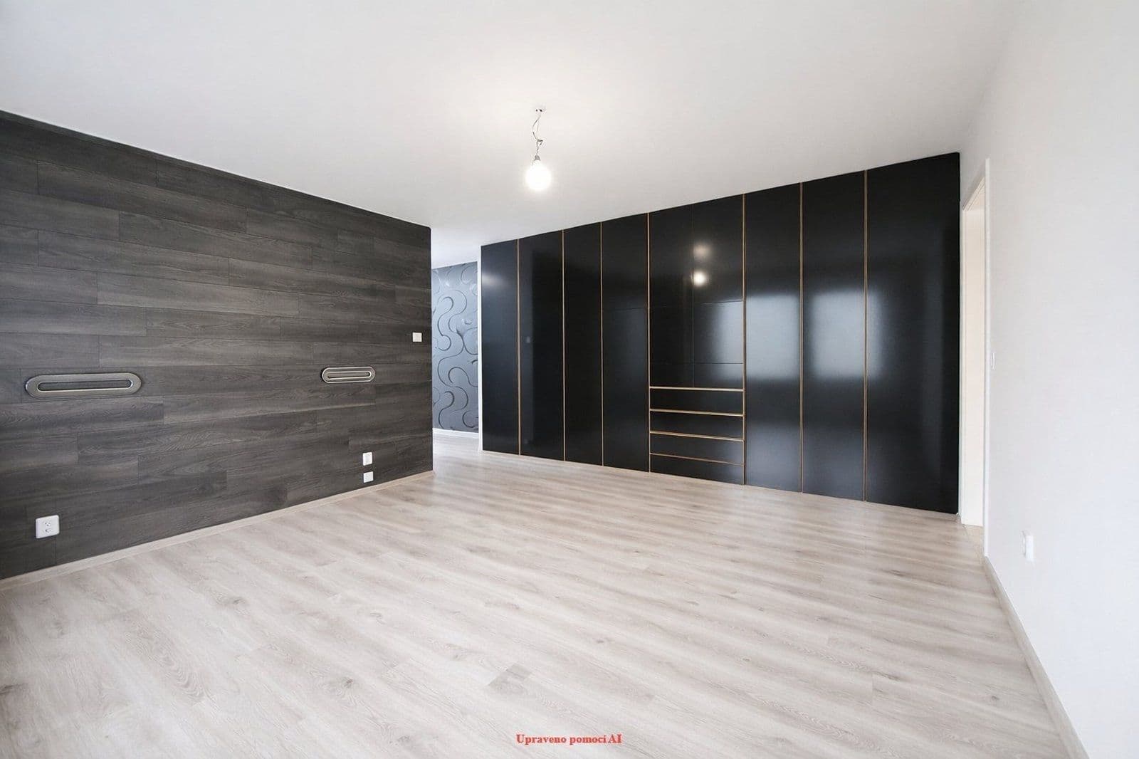Prenájom bytu 4-izbový 80 m², U Stromovky, Havířov, Moravskoslezský kraj Prenájom bytu 4-izbový 80 m², U Stromovky, Havířov, Moravskoslezský kraj