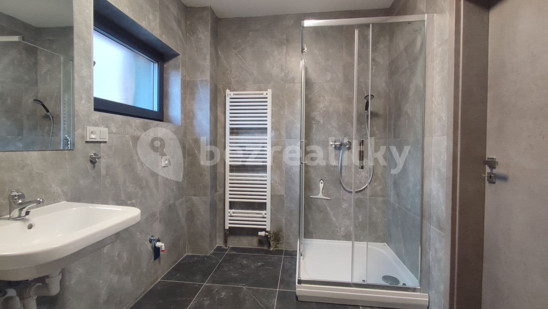 Prenájom bytu 1-izbový 38 m², Před Mosty, Praha, Praha Prenájom bytu 1-izbový 38 m², Před Mosty, Praha, Praha