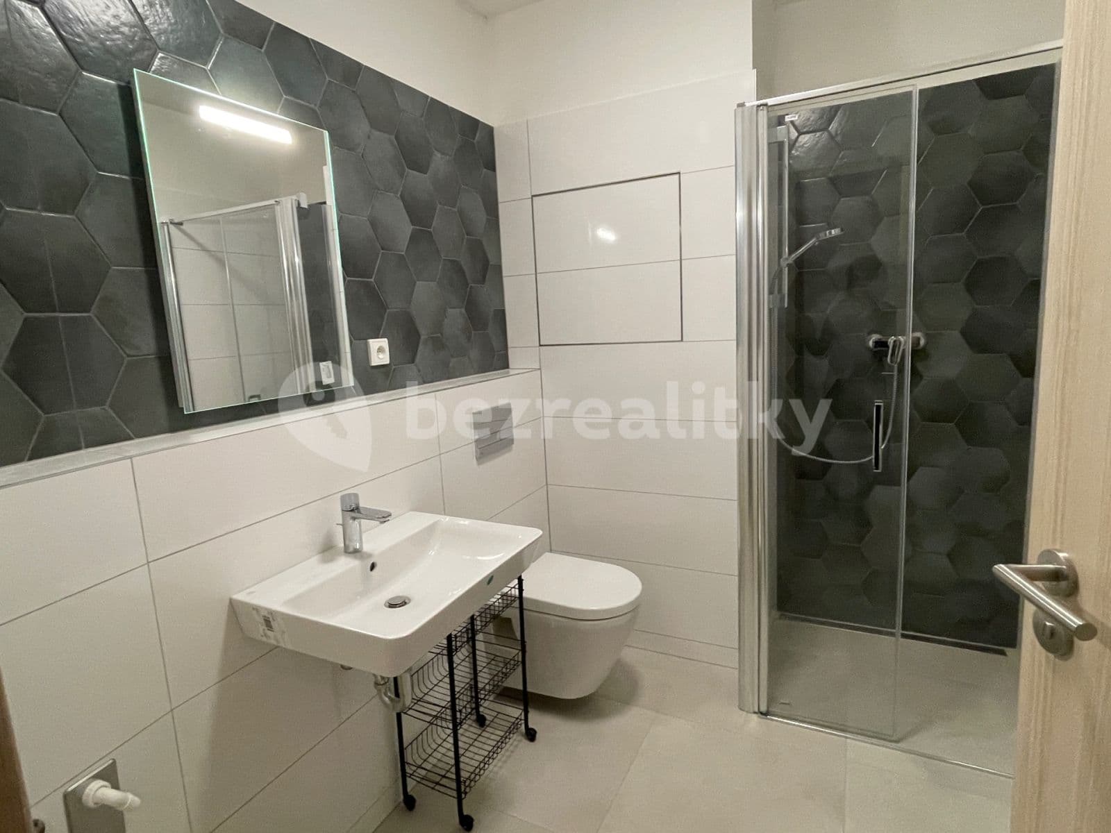 Prenájom bytu 1-izbový 34 m², Opuštěná, Brno, Jihomoravský kraj Prenájom bytu 1-izbový 34 m², Opuštěná, Brno, Jihomoravský kraj