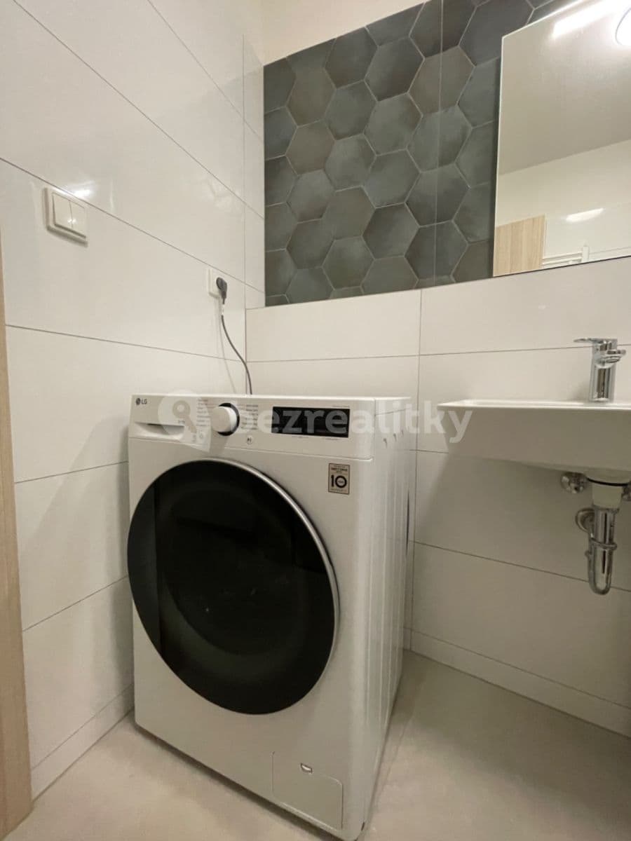 Prenájom bytu 1-izbový 34 m², Opuštěná, Brno, Jihomoravský kraj Prenájom bytu 1-izbový 34 m², Opuštěná, Brno, Jihomoravský kraj