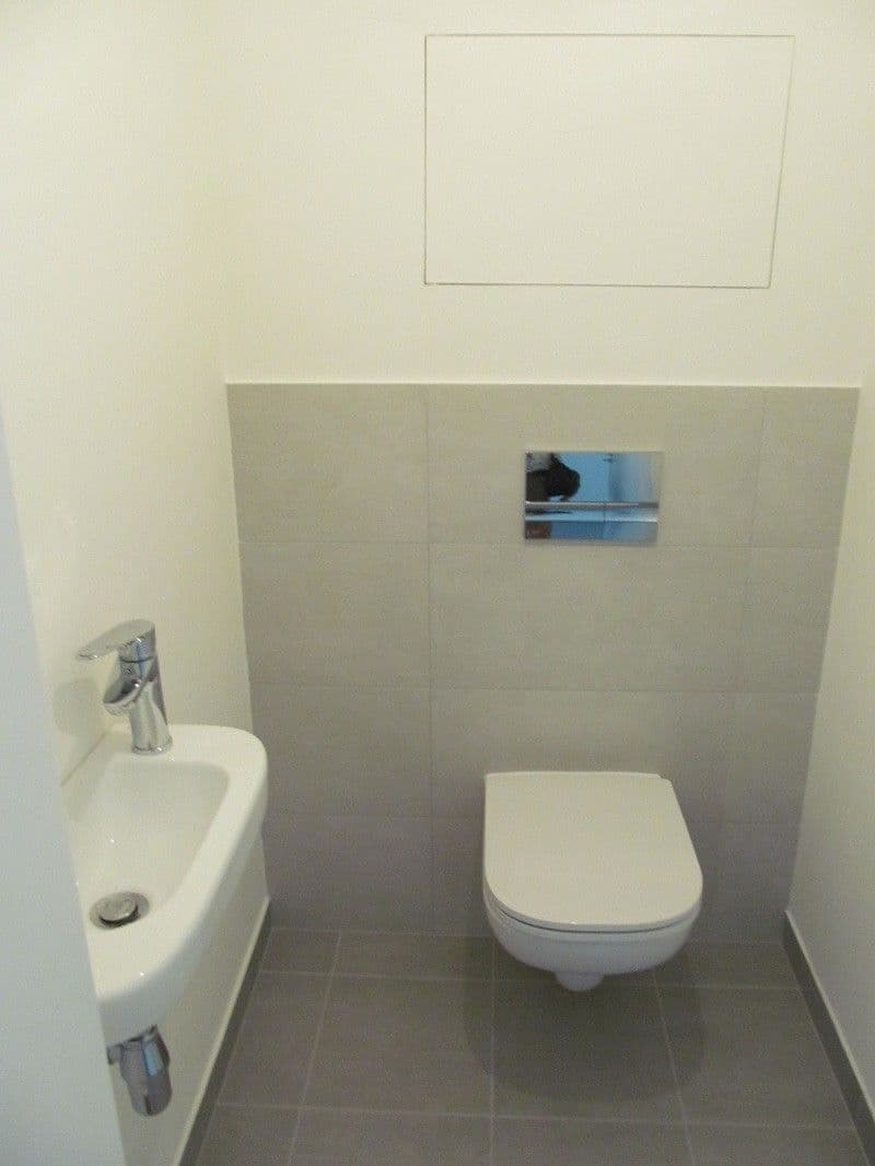 Prenájom bytu 3-izbový 77 m², Olgy Havlové, Praha, Praha Prenájom bytu 3-izbový 77 m², Olgy Havlové, Praha, Praha