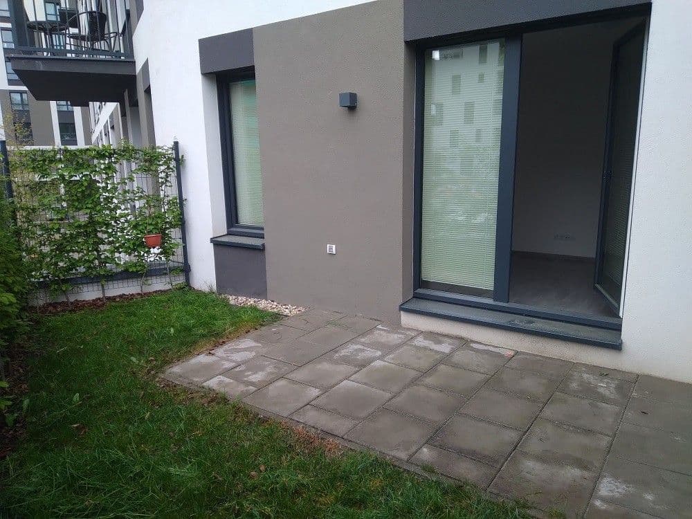 Prenájom bytu 3-izbový 77 m², Olgy Havlové, Praha, Praha Prenájom bytu 3-izbový 77 m², Olgy Havlové, Praha, Praha