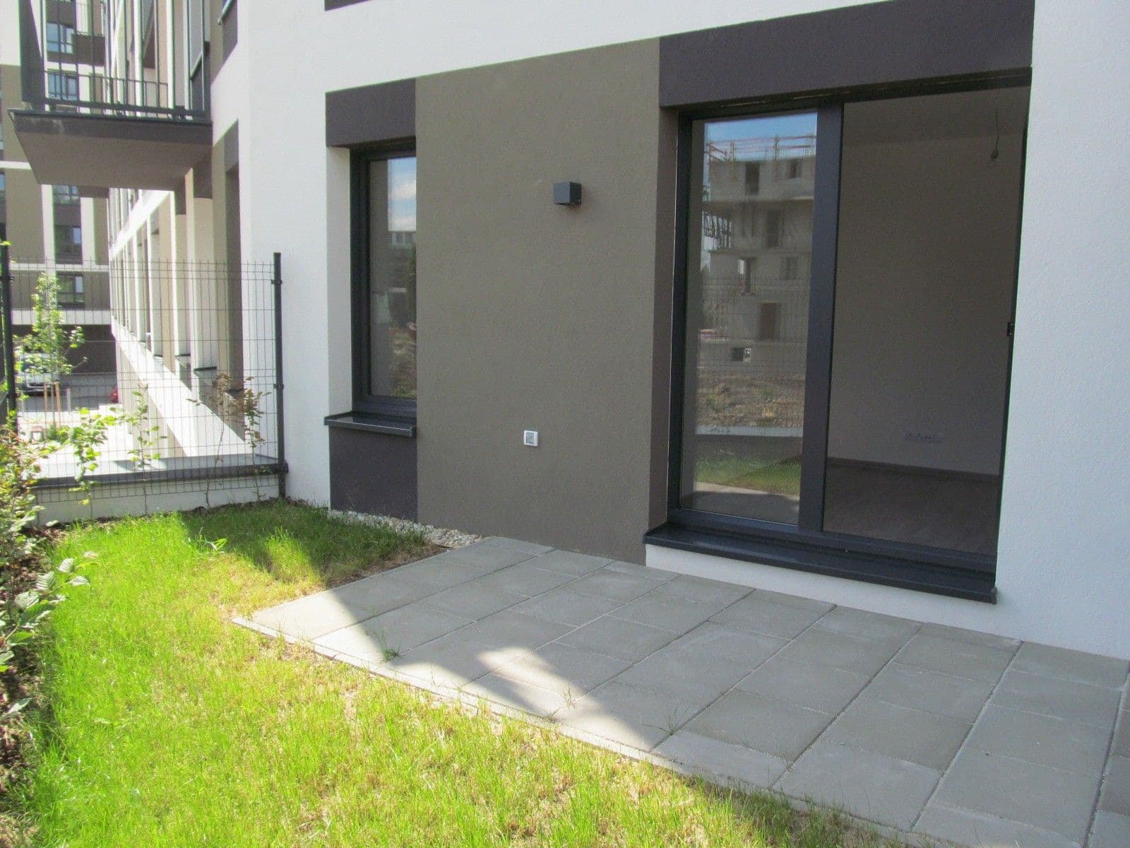 Prenájom bytu 3-izbový 77 m², Olgy Havlové, Praha, Praha Prenájom bytu 3-izbový 77 m², Olgy Havlové, Praha, Praha