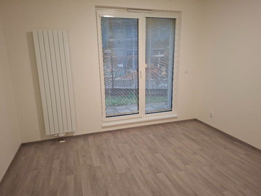Prenájom bytu 3-izbový 77 m², Olgy Havlové, Praha, Praha Prenájom bytu 3-izbový 77 m², Olgy Havlové, Praha, Praha