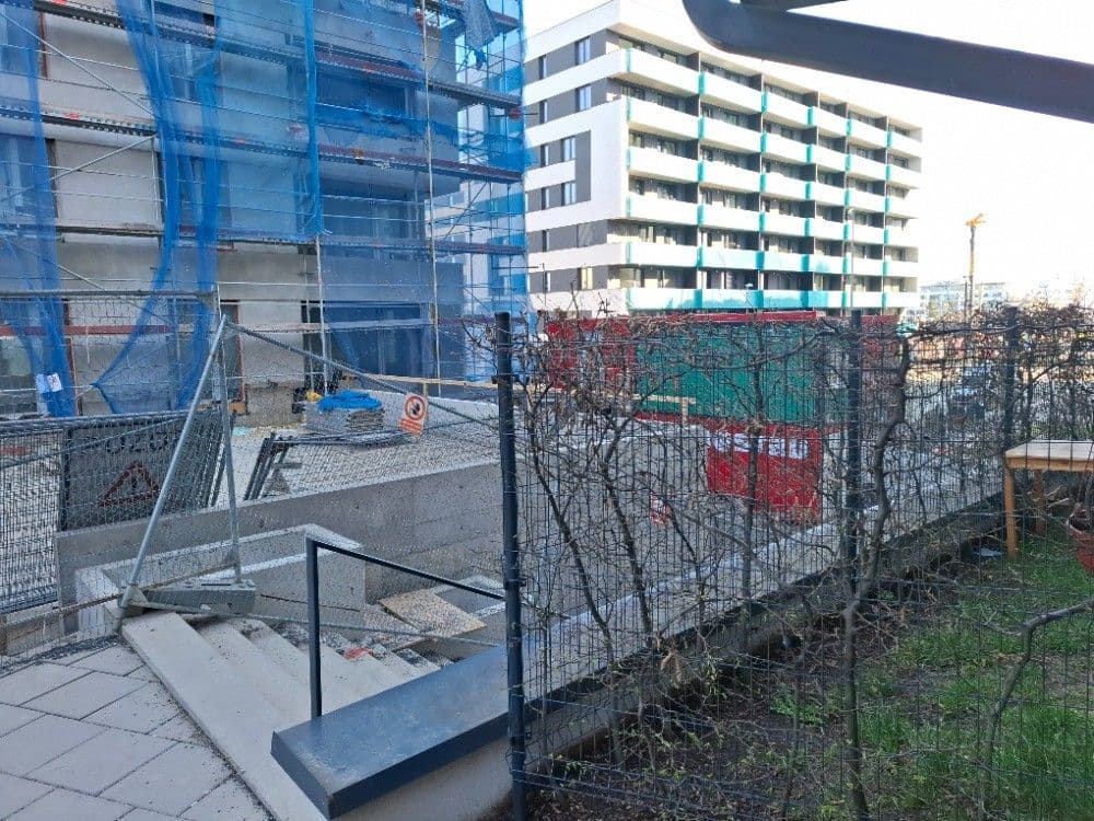 Prenájom bytu 3-izbový 77 m², Olgy Havlové, Praha, Praha Prenájom bytu 3-izbový 77 m², Olgy Havlové, Praha, Praha