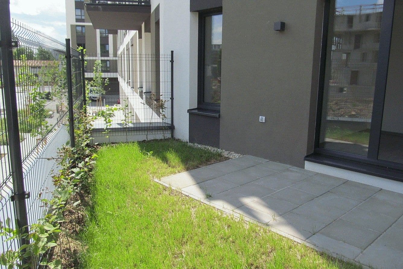 Prenájom bytu 3-izbový 77 m², Olgy Havlové, Praha, Praha Prenájom bytu 3-izbový 77 m², Olgy Havlové, Praha, Praha