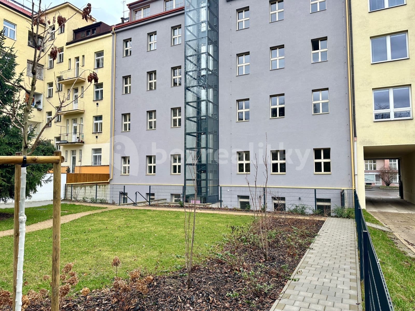 Predaj bytu 1-izbový 28 m², Studentská, Praha, Praha