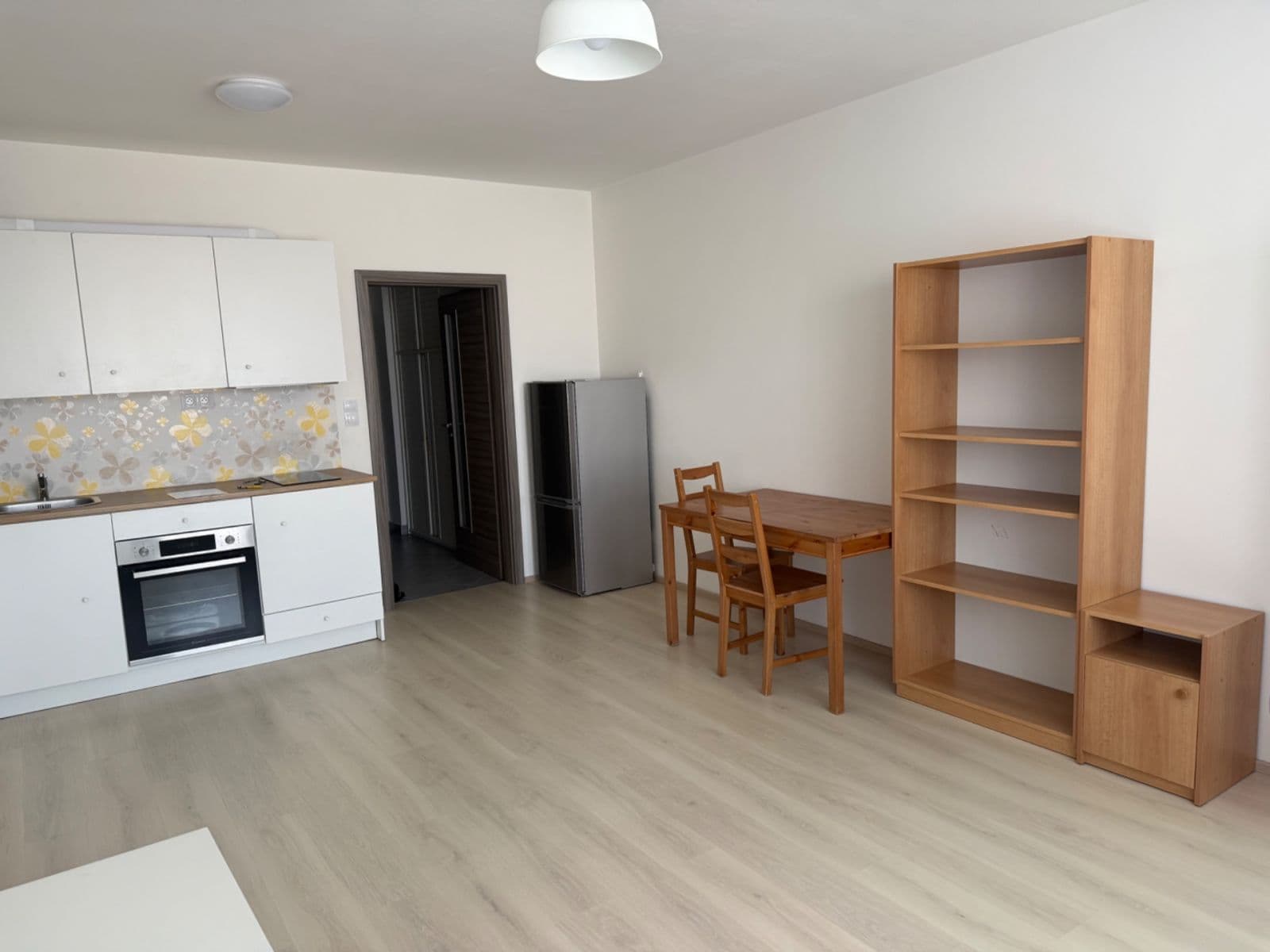 Prenájom bytu 1-izbový 32 m², Františka Diviše, Praha, Praha Prenájom bytu 1-izbový 32 m², Františka Diviše, Praha, Praha