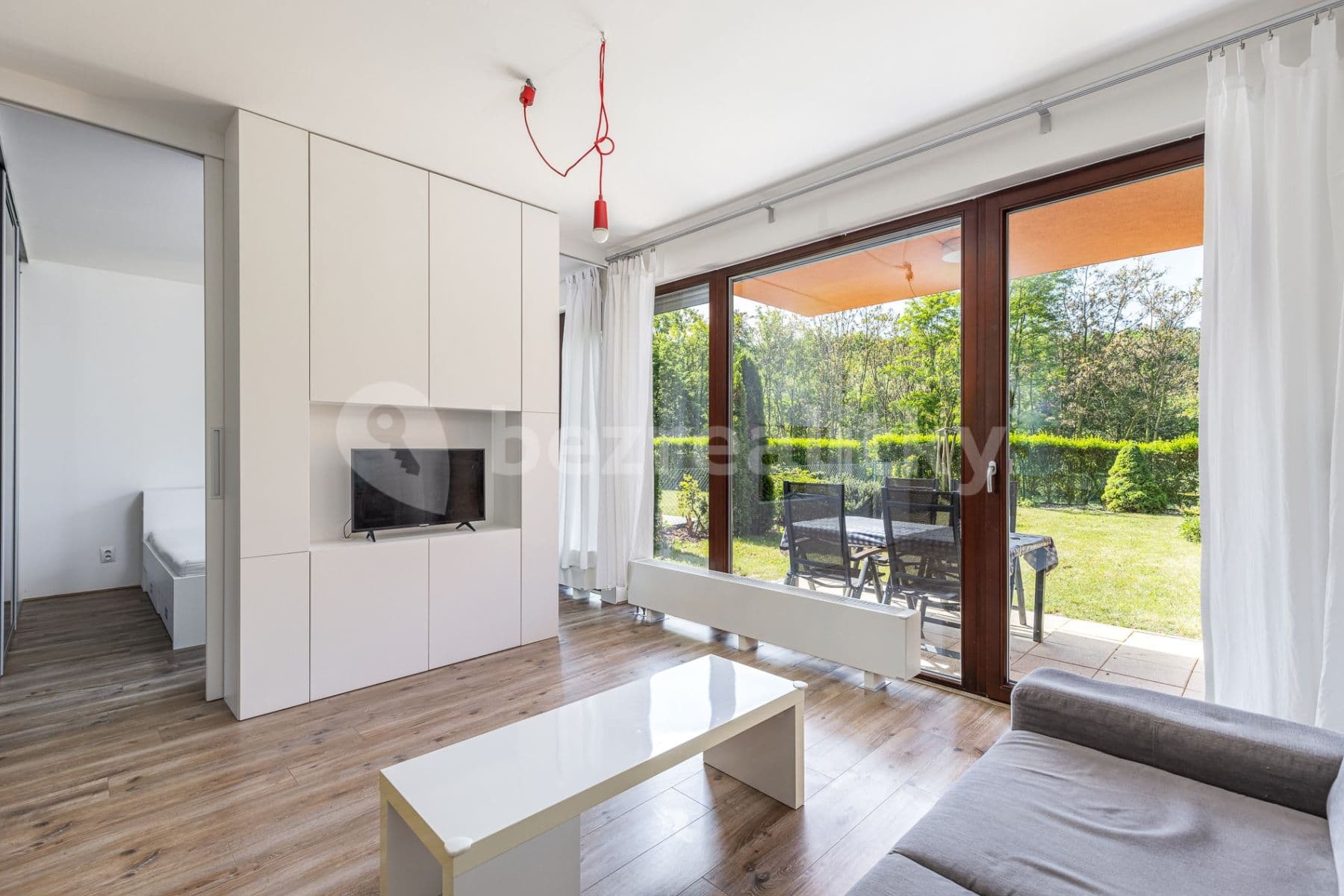 Prenájom bytu 2-izbový 48 m², Nademlejnská, Praha, Praha Prenájom bytu 2-izbový 48 m², Nademlejnská, Praha, Praha