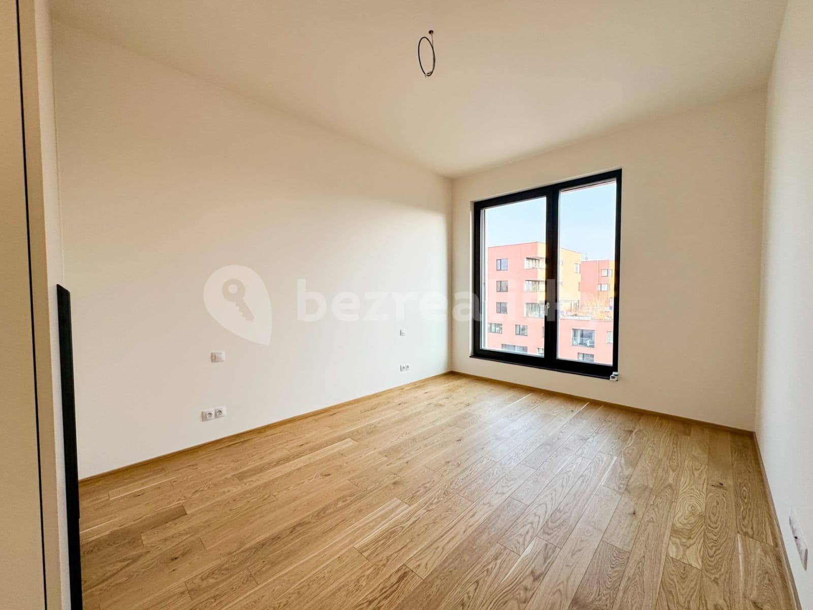 Prenájom bytu 2-izbový 54 m², Jankovcova, Praha, Praha Prenájom bytu 2-izbový 54 m², Jankovcova, Praha, Praha