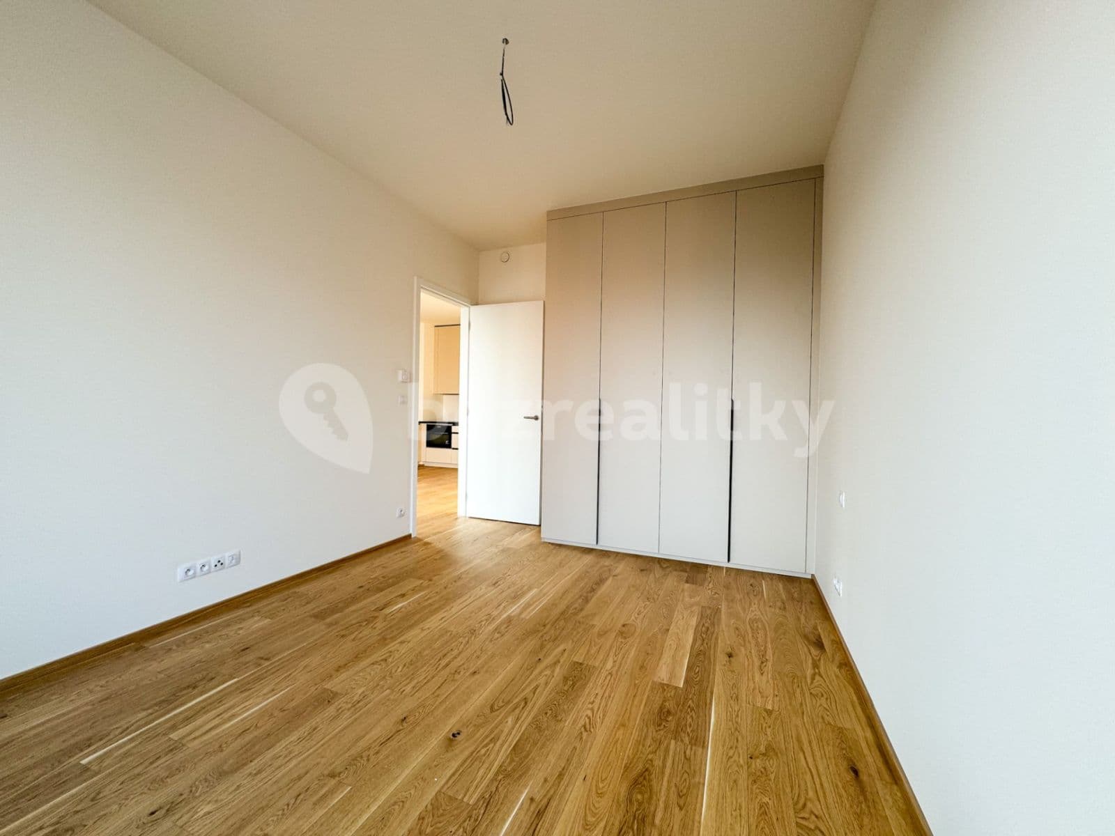 Prenájom bytu 2-izbový 54 m², Jankovcova, Praha, Praha Prenájom bytu 2-izbový 54 m², Jankovcova, Praha, Praha