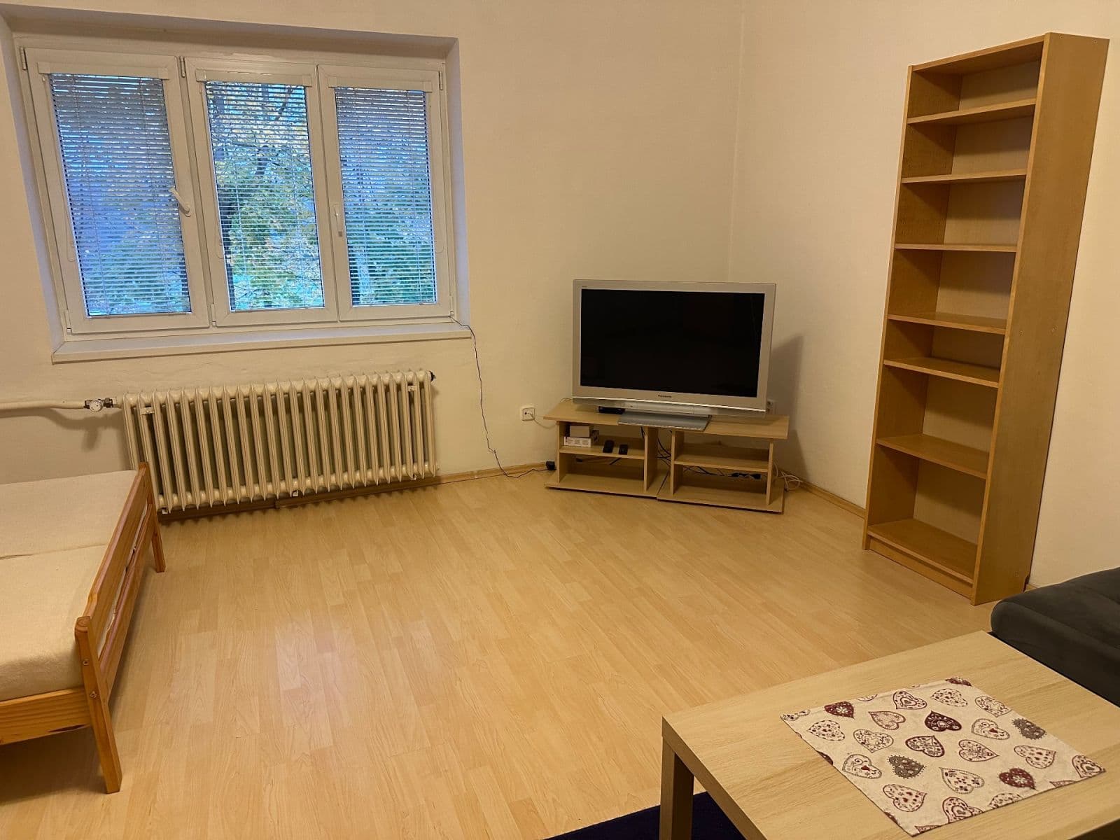 Prenájom bytu 1-izbový 50 m², Mahenova, Mladá Boleslav, Středočeský kraj Prenájom bytu 1-izbový 50 m², Mahenova, Mladá Boleslav, Středočeský kraj