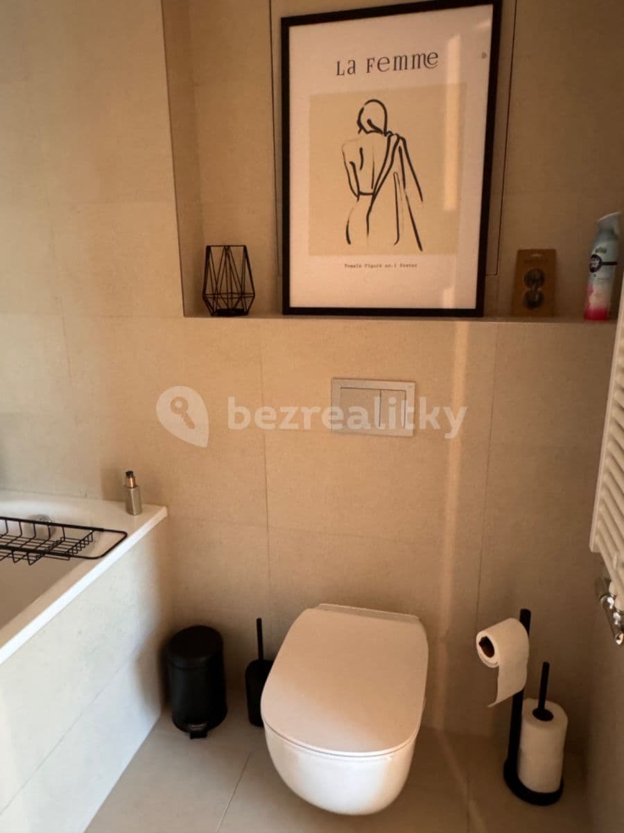 Prenájom bytu 2-izbový 52 m², V Náklích, Praha, Praha Prenájom bytu 2-izbový 52 m², V Náklích, Praha, Praha