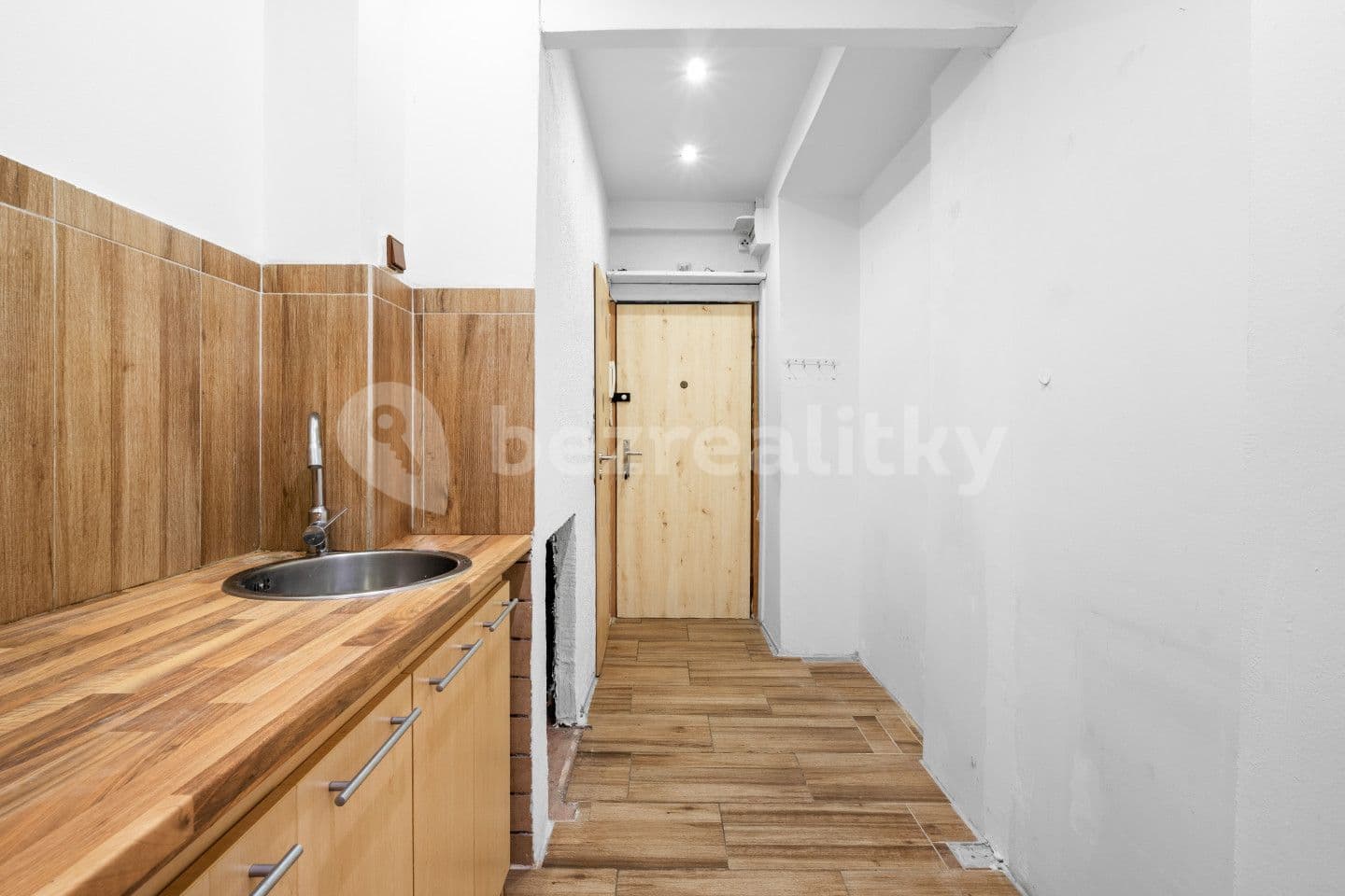 Predaj bytu 2-izbový 50 m², Zrenjaninská, Teplice, Ústecký kraj