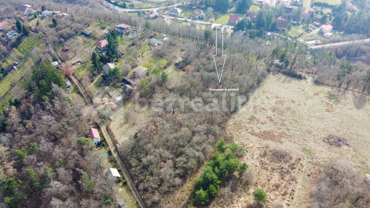 Predaj pozemku 5.128 m², V Úvoze, Zadní Třebaň, Středočeský kraj