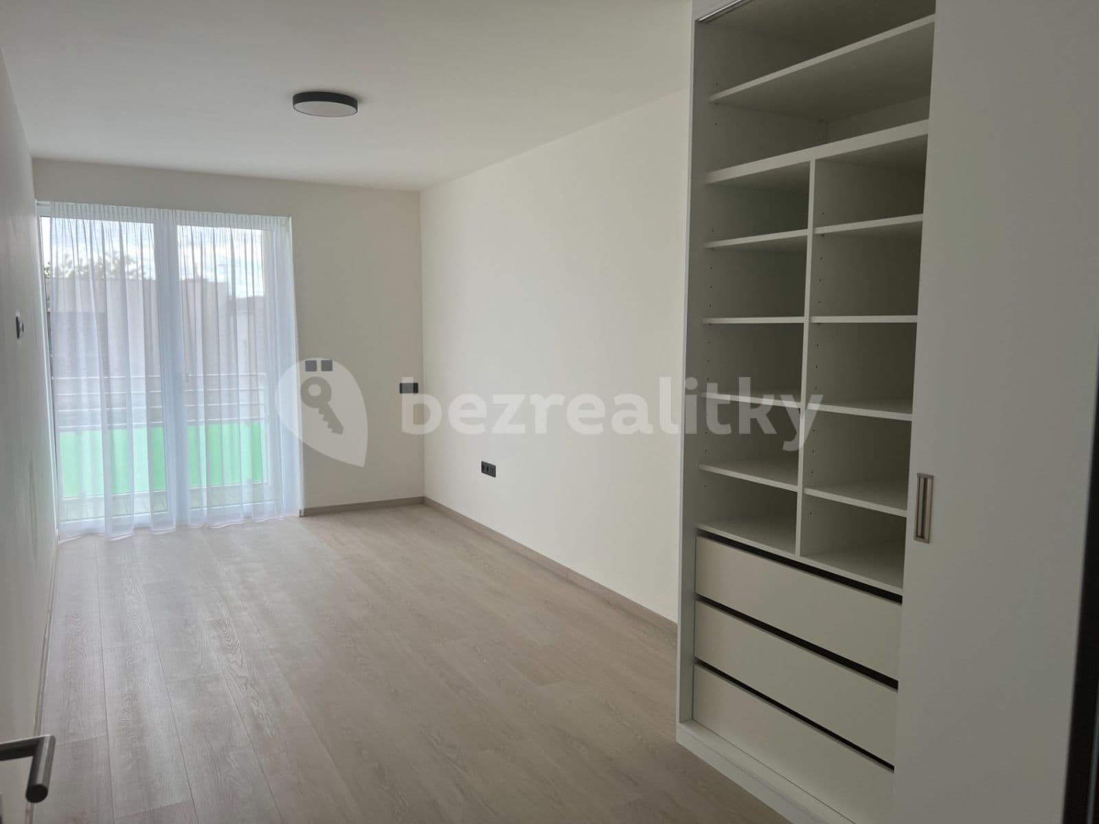 Prenájom bytu 2-izbový 59 m², Klíčovská, Praha, Praha Prenájom bytu 2-izbový 59 m², Klíčovská, Praha, Praha