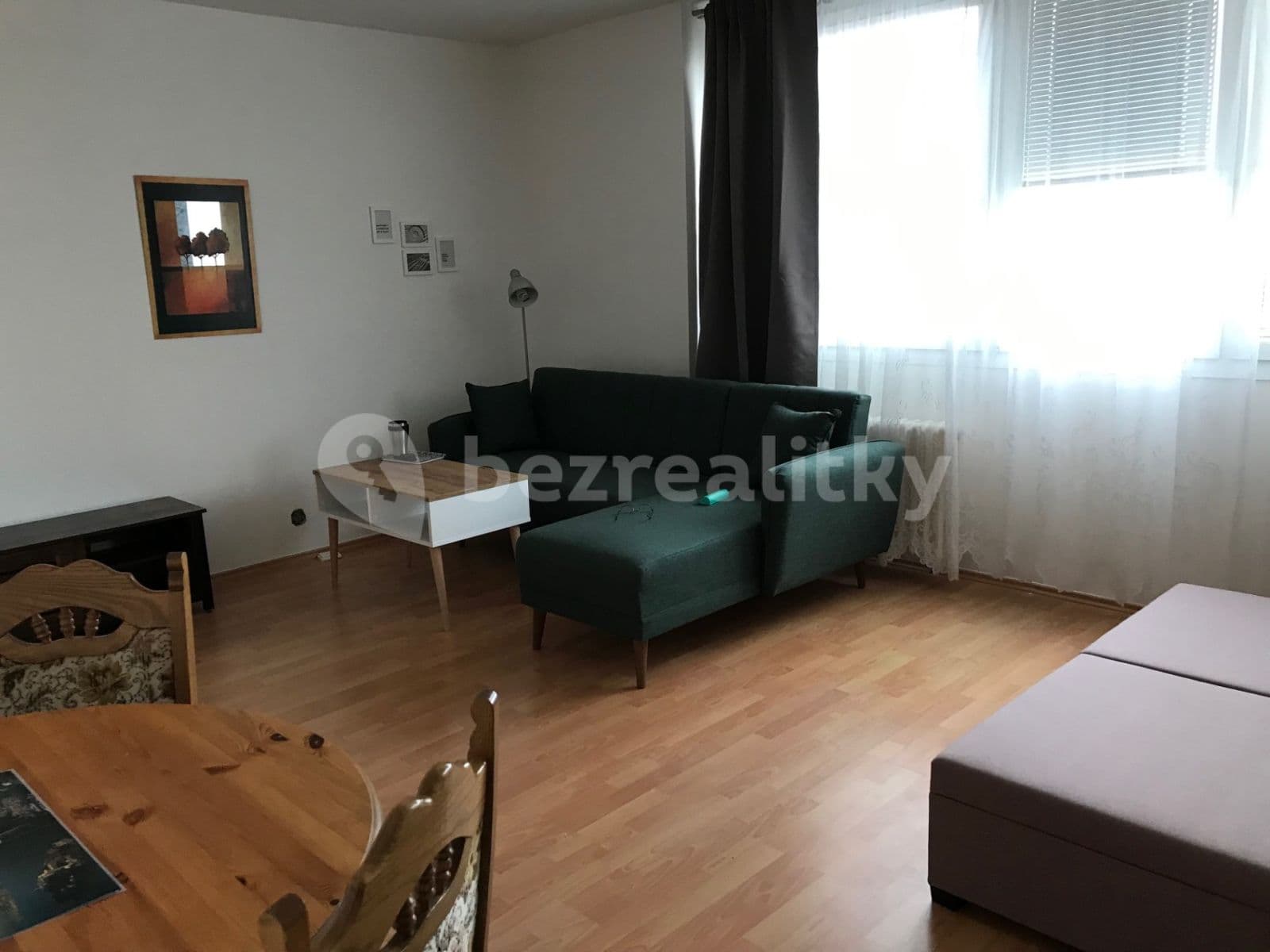 Prenájom bytu 1-izbový 35 m², Hlivická, Praha, Praha Prenájom bytu 1-izbový 35 m², Hlivická, Praha, Praha