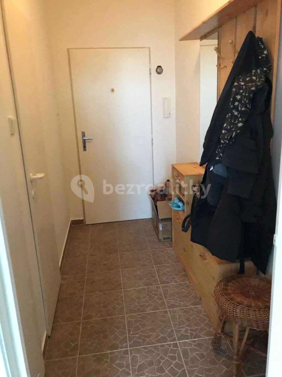 Prenájom bytu 1-izbový 35 m², Hlivická, Praha, Praha Prenájom bytu 1-izbový 35 m², Hlivická, Praha, Praha