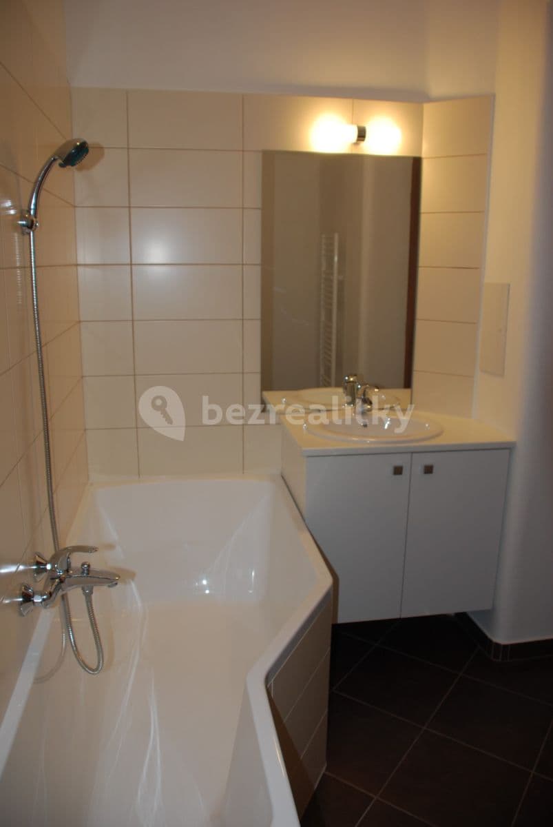 Prenájom bytu 2-izbový 50 m², Sokolovská, Praha, Praha Prenájom bytu 2-izbový 50 m², Sokolovská, Praha, Praha