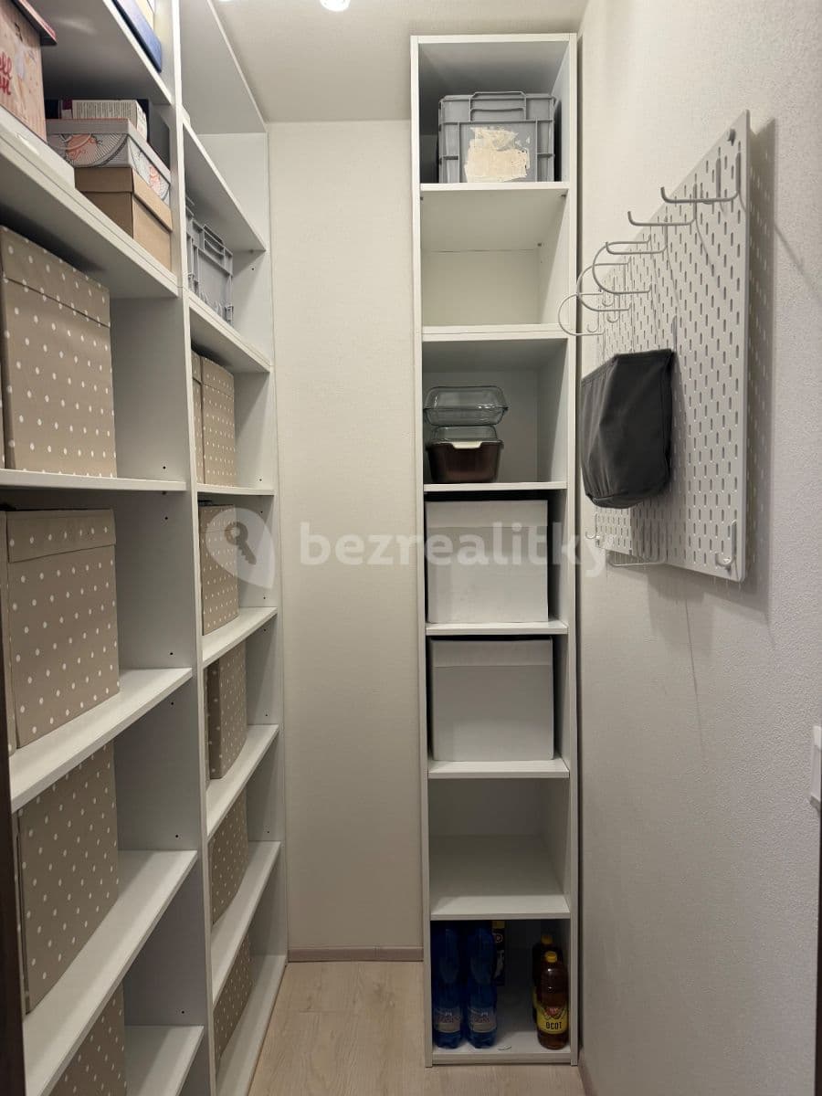 Prenájom bytu 3-izbový 80 m², Moskalykova, Brno, Jihomoravský kraj Prenájom bytu 3-izbový 80 m², Moskalykova, Brno, Jihomoravský kraj