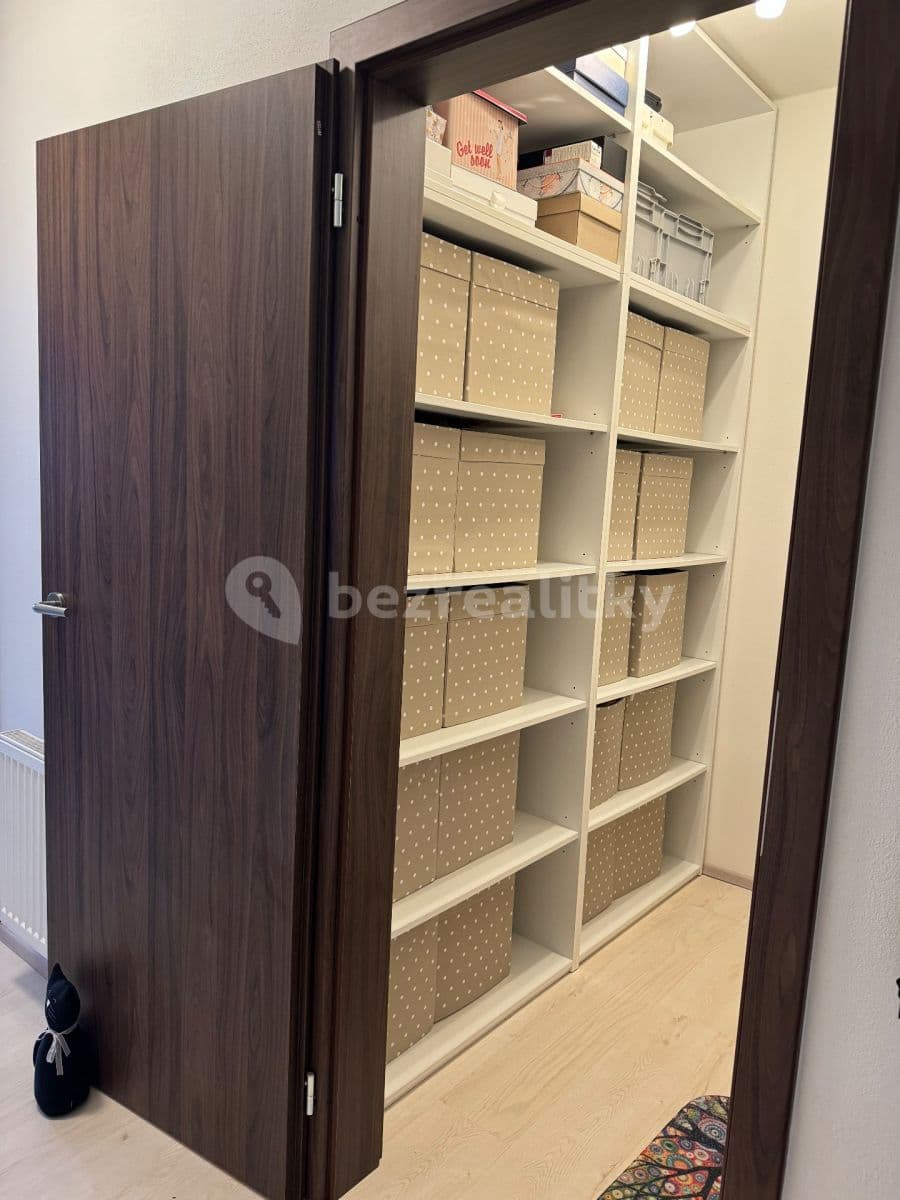 Prenájom bytu 3-izbový 80 m², Moskalykova, Brno, Jihomoravský kraj Prenájom bytu 3-izbový 80 m², Moskalykova, Brno, Jihomoravský kraj