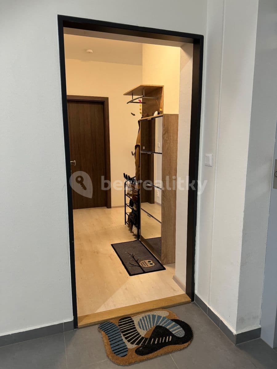 Prenájom bytu 3-izbový 80 m², Moskalykova, Brno, Jihomoravský kraj Prenájom bytu 3-izbový 80 m², Moskalykova, Brno, Jihomoravský kraj