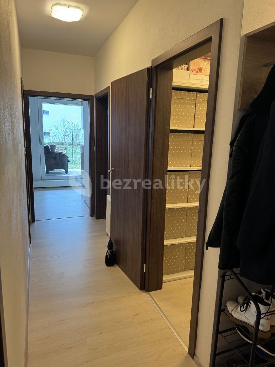 Prenájom bytu 3-izbový 80 m², Moskalykova, Brno, Jihomoravský kraj Prenájom bytu 3-izbový 80 m², Moskalykova, Brno, Jihomoravský kraj