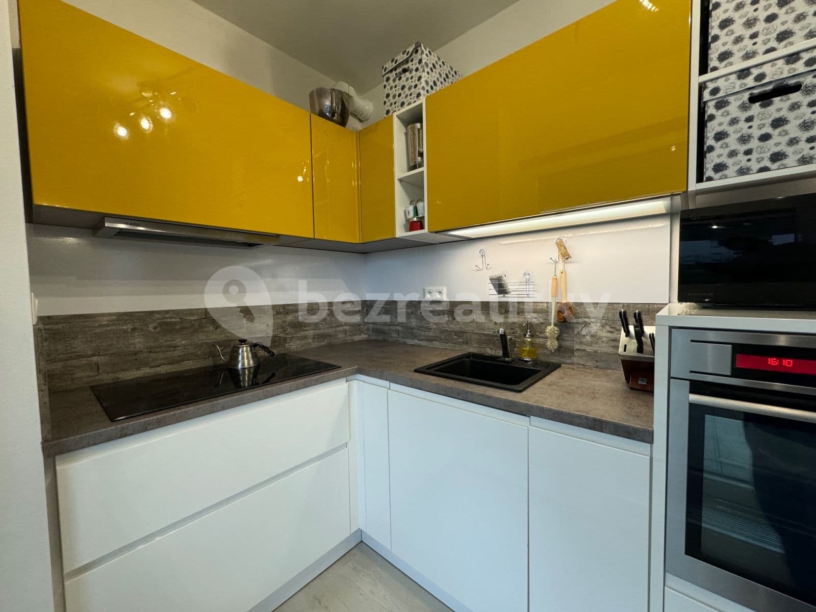 Prenájom bytu 3-izbový 80 m², Moskalykova, Brno, Jihomoravský kraj Prenájom bytu 3-izbový 80 m², Moskalykova, Brno, Jihomoravský kraj