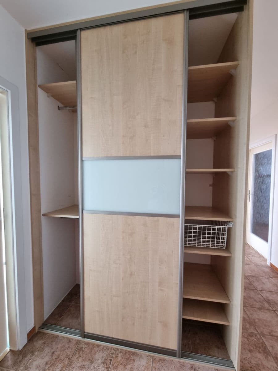 Prenájom bytu 3-izbový 68 m², Jerevanská, Kladno, Středočeský kraj Prenájom bytu 3-izbový 68 m², Jerevanská, Kladno, Středočeský kraj