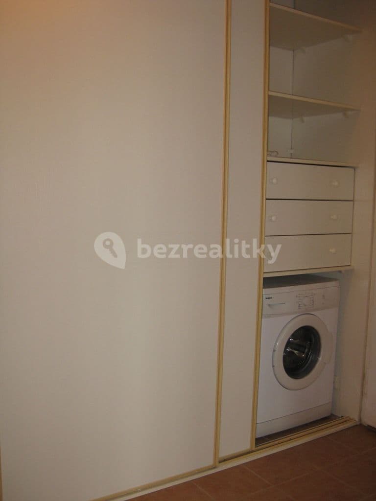 Prenájom bytu 2-izbový 49 m², Malešická, Praha, Praha Prenájom bytu 2-izbový 49 m², Malešická, Praha, Praha