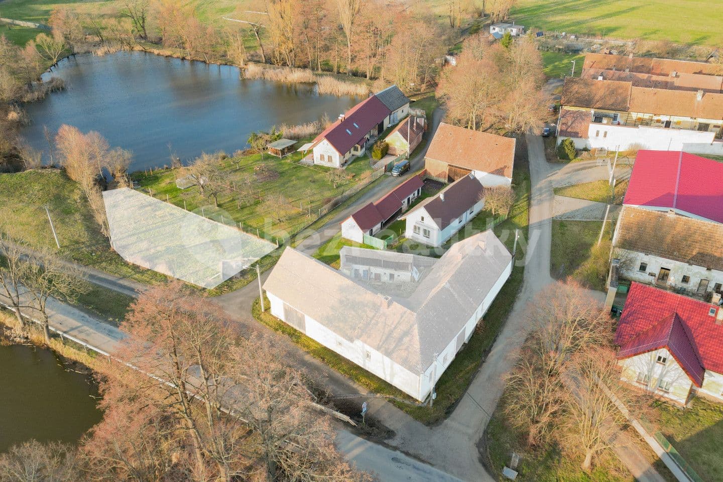 Predaj domu 360 m², pozemek 951 m², Ježovy, Plzeňský kraj
