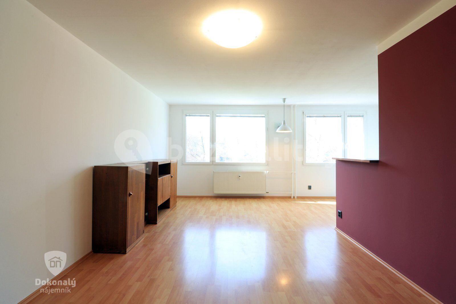 Prenájom bytu 3-izbový 72 m², Vysočanská, Praha, Praha
