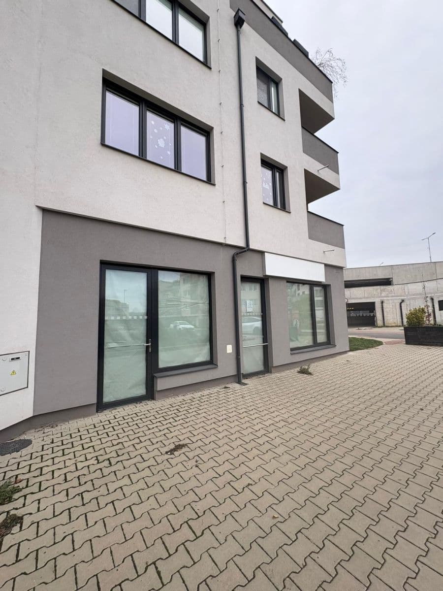 Prenájom nebytového priestoru 98 m², Pod Zahrady, Přezletice, Středočeský kraj Prenájom nebytového priestoru 98 m², Pod Zahrady, Přezletice, Středočeský kraj