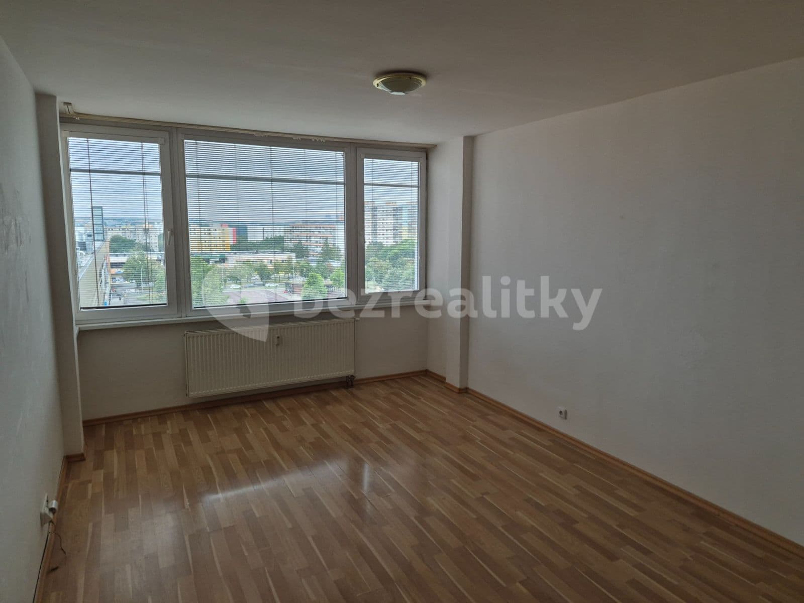 Prenájom bytu 2-izbový 38 m², Olštýnská, Praha, Praha Prenájom bytu 2-izbový 38 m², Olštýnská, Praha, Praha