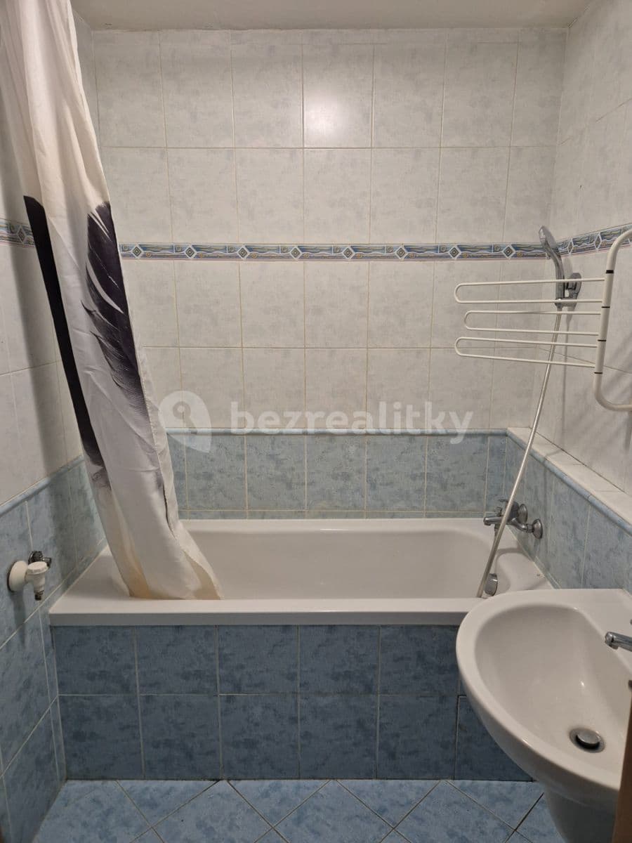 Prenájom bytu 2-izbový 38 m², Olštýnská, Praha, Praha Prenájom bytu 2-izbový 38 m², Olštýnská, Praha, Praha