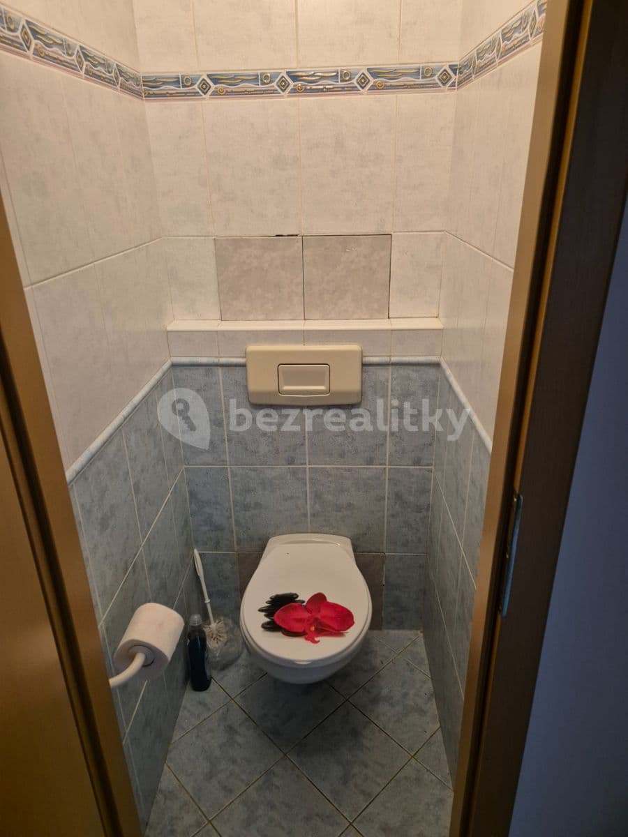 Prenájom bytu 2-izbový 38 m², Olštýnská, Praha, Praha Prenájom bytu 2-izbový 38 m², Olštýnská, Praha, Praha