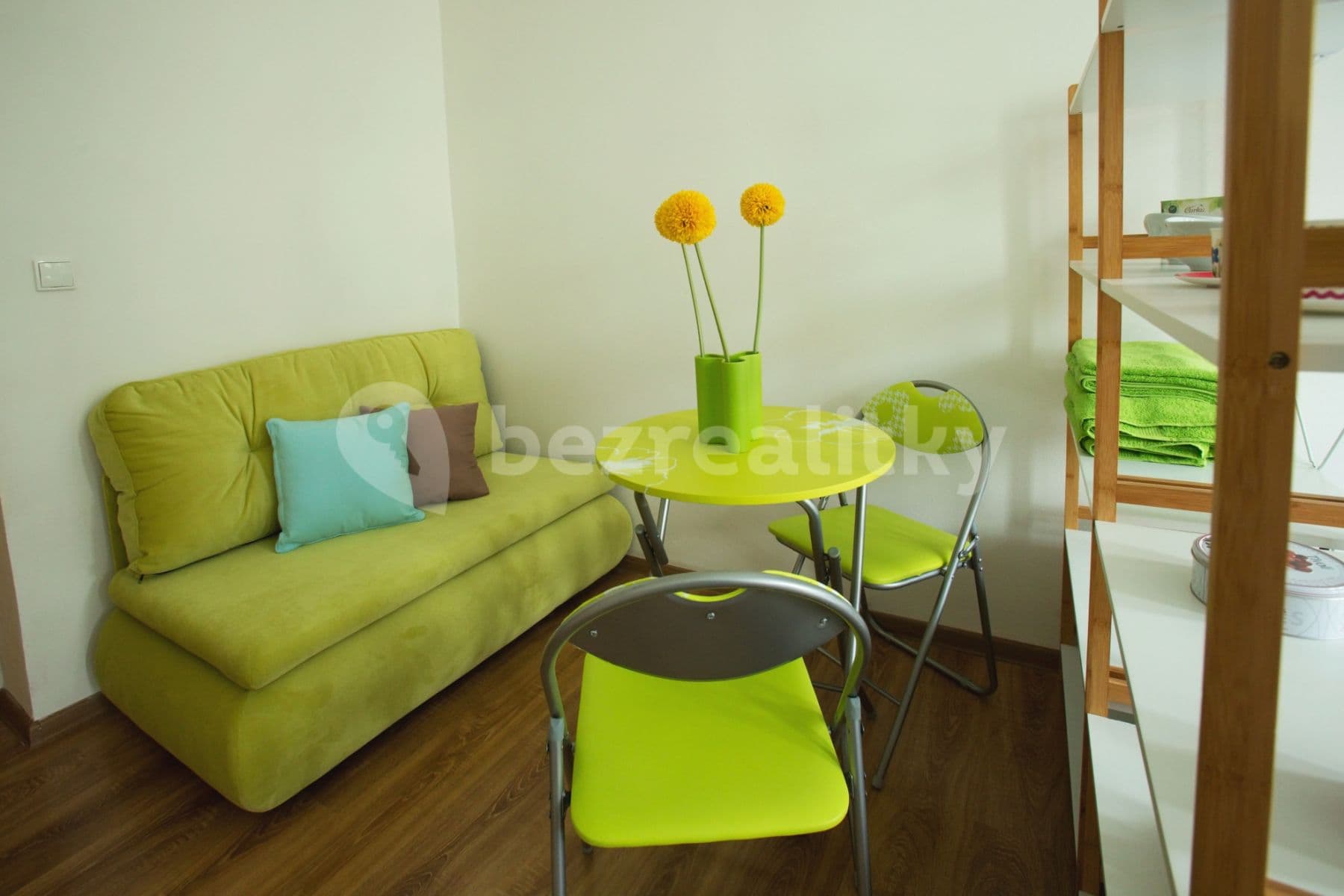 Prenájom bytu 54 m², Ruská, Teplice, Ústecký kraj Prenájom bytu 54 m², Ruská, Teplice, Ústecký kraj