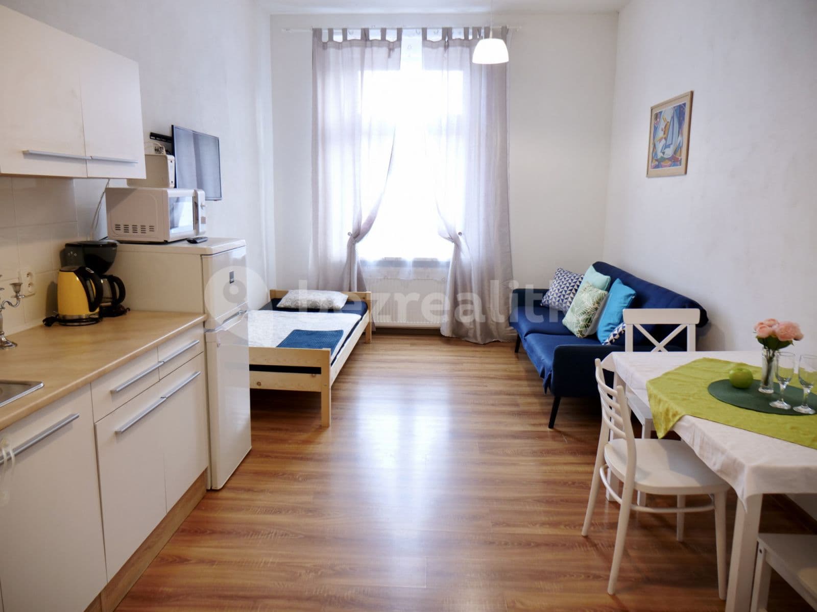 Prenájom bytu 1-izbový 48 m², Ruská, Teplice, Ústecký kraj