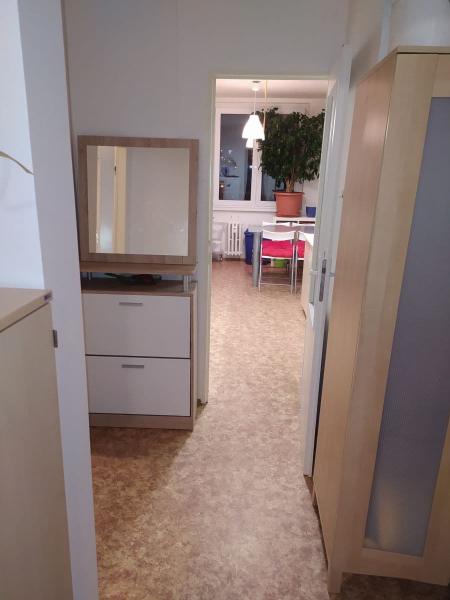 Prenájom bytu 80 m², Voskovcova, Praha, Praha Prenájom bytu 80 m², Voskovcova, Praha, Praha